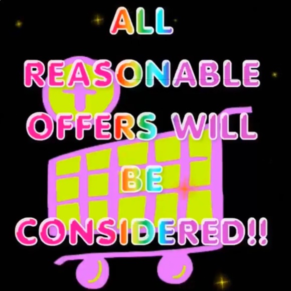 ALL REASONABLE OFFERS ARE CONSIDERED!🌈 - Picture 2 of 3